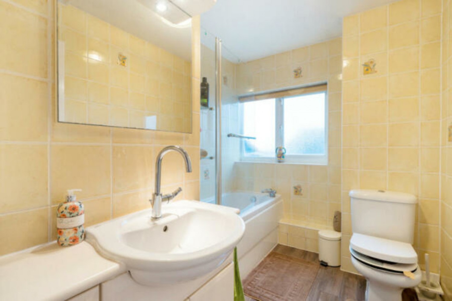 4 bedroom House for Sale Bench Field, South Croydon