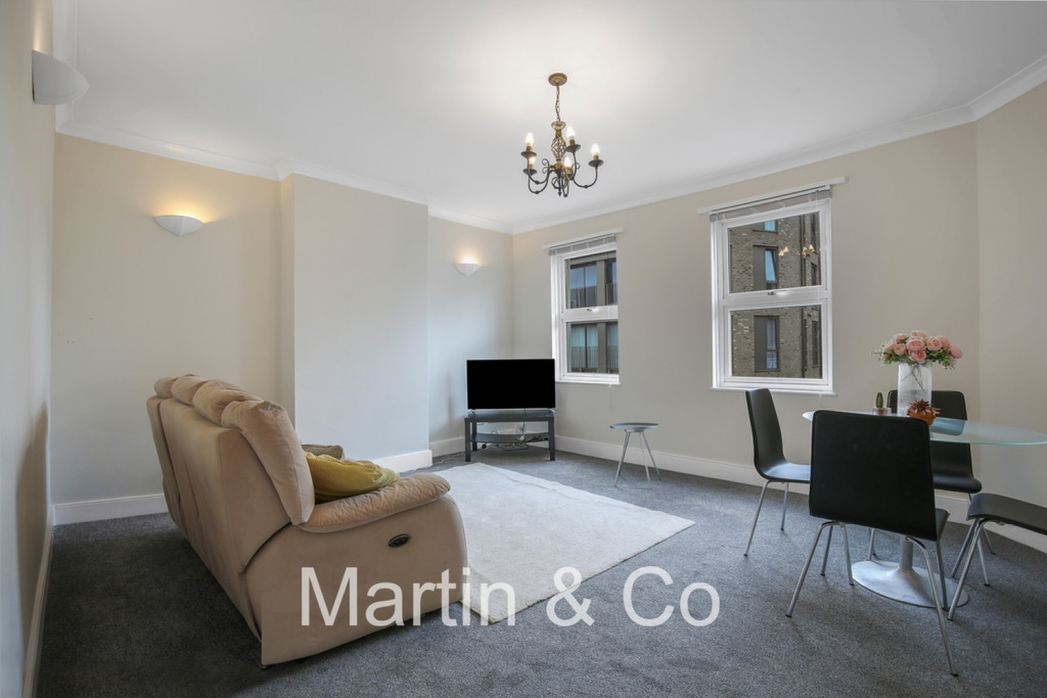 2 bedroom Flat for Sale Portland Rd, South Norwood, London