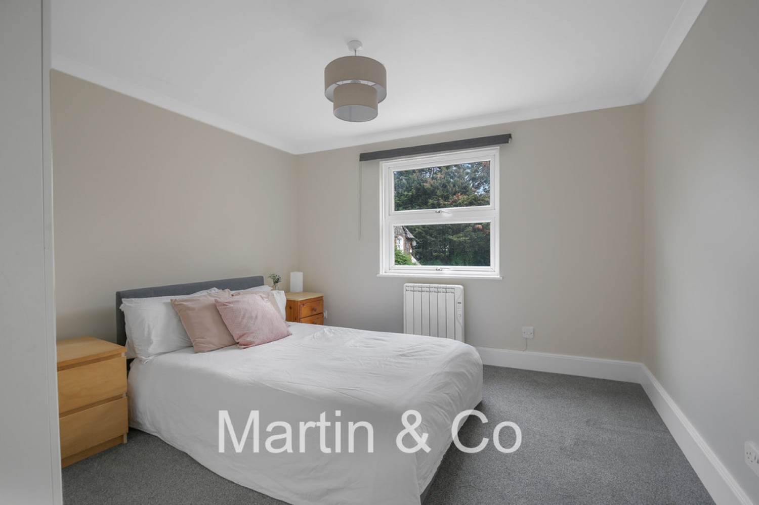 2 bedroom Flat for Sale Portland Rd, South Norwood, London