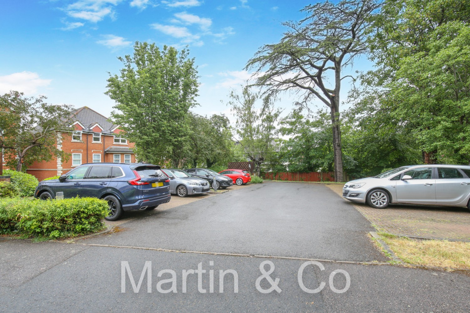 2 bedroom Flat for Sale Flat 7, 21 Normanton Road