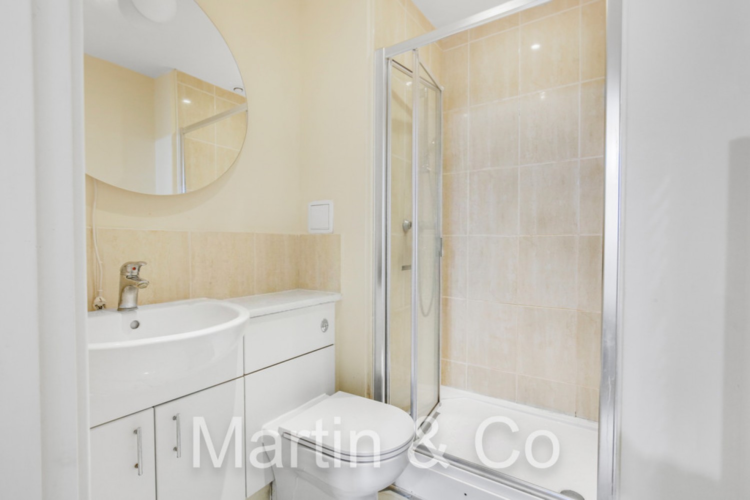 2 bedroom Flat for Sale Whitestone Way, 21 Whitestone Way, Croydon, Surrey