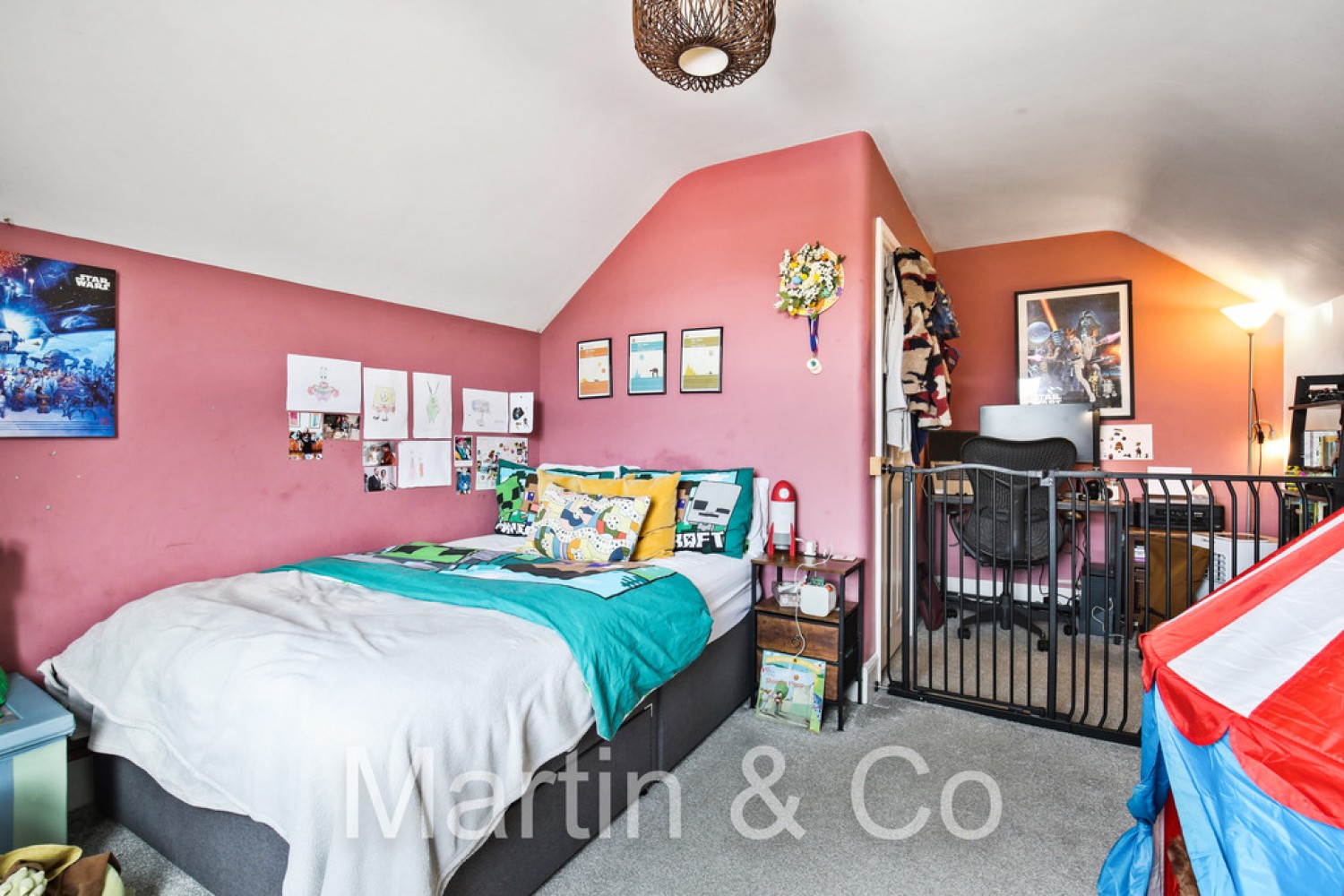 2 bedroom Flat for Sale Brighton Road, South Croydon, Surrey
