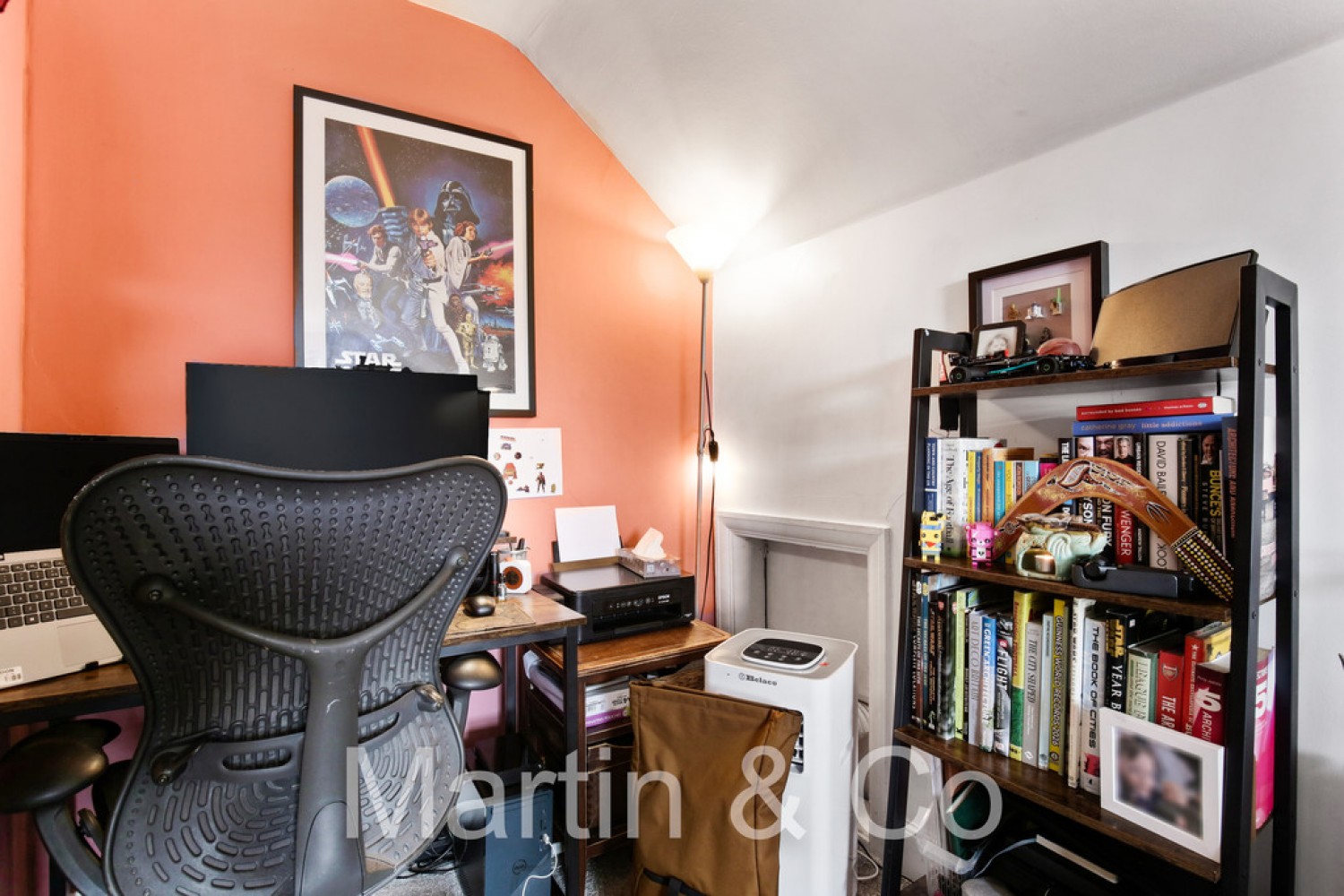 2 bedroom Flat for Sale Brighton Road, South Croydon, Surrey