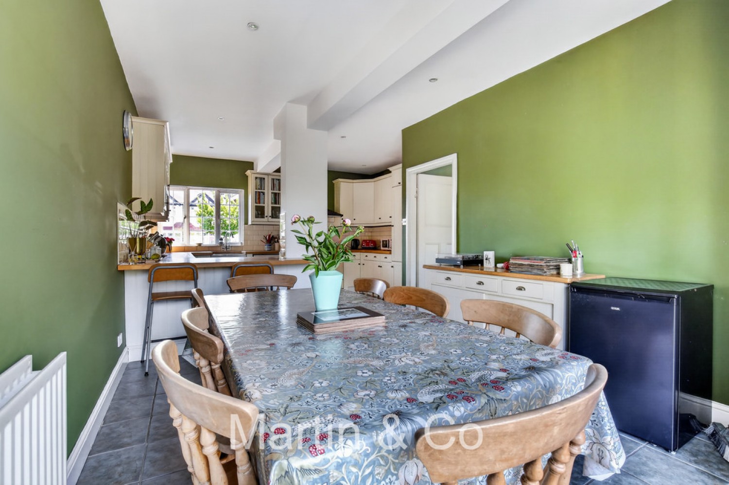3 bedroom House for Sale Birdhurst Avenue, South Croydon, Surrey