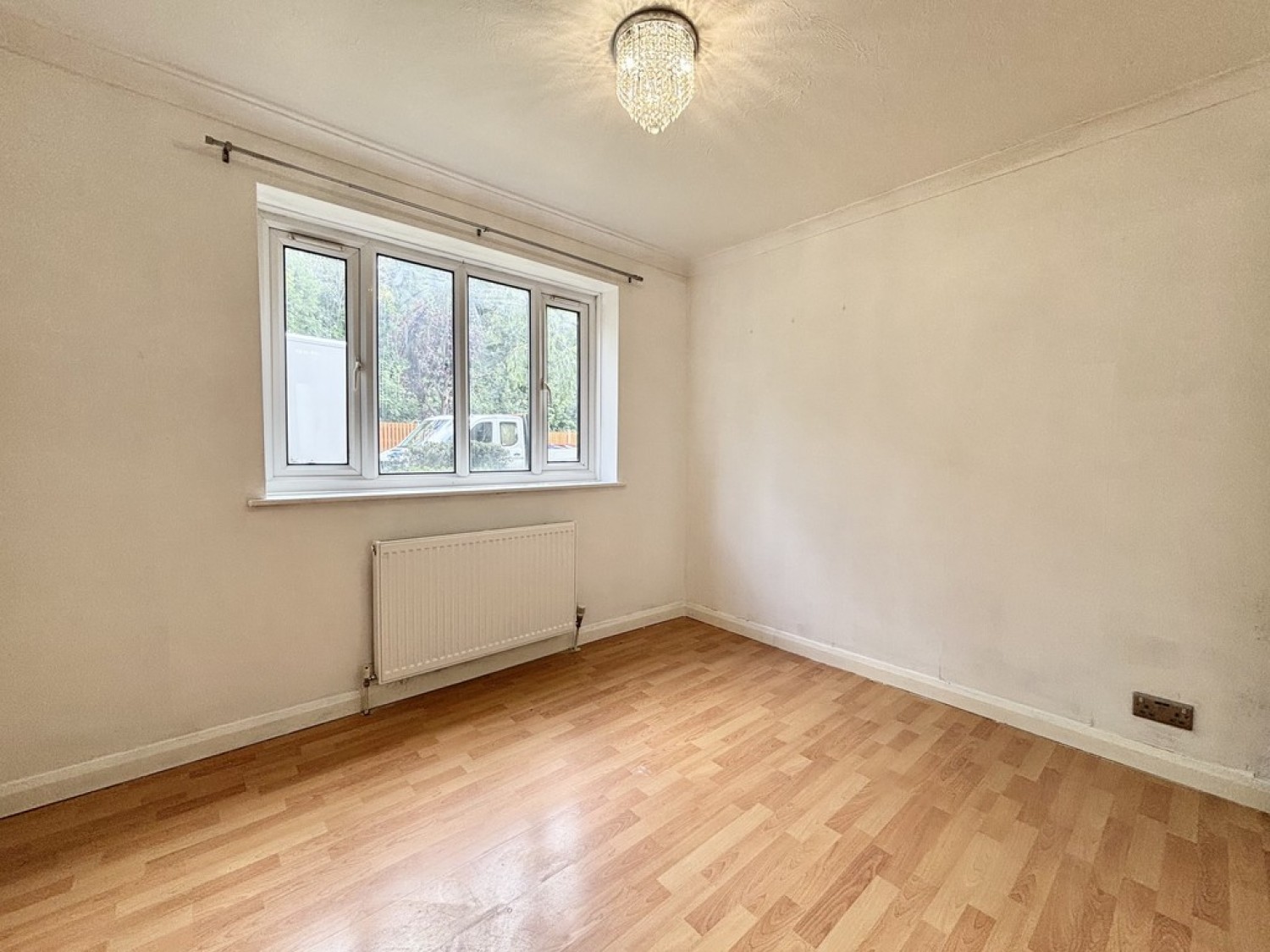 2 bedroom Flat for Letting Burnham Gardens, Croydon, Surrey