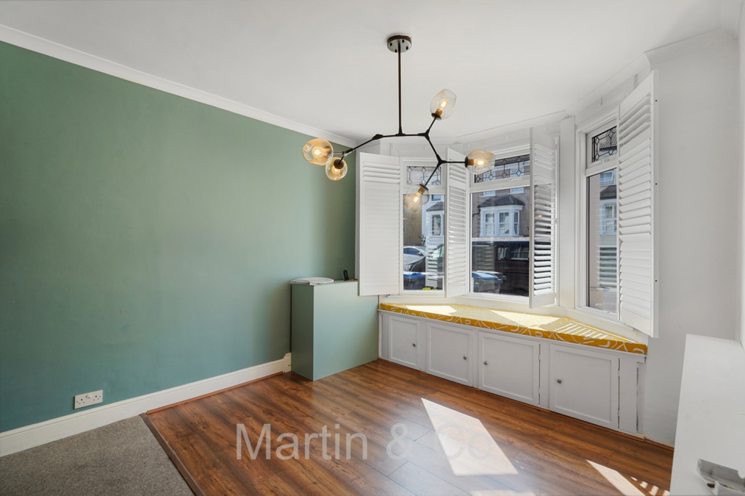 3 bedroom House for Sale Churchill Road, South Croydon, Surrey