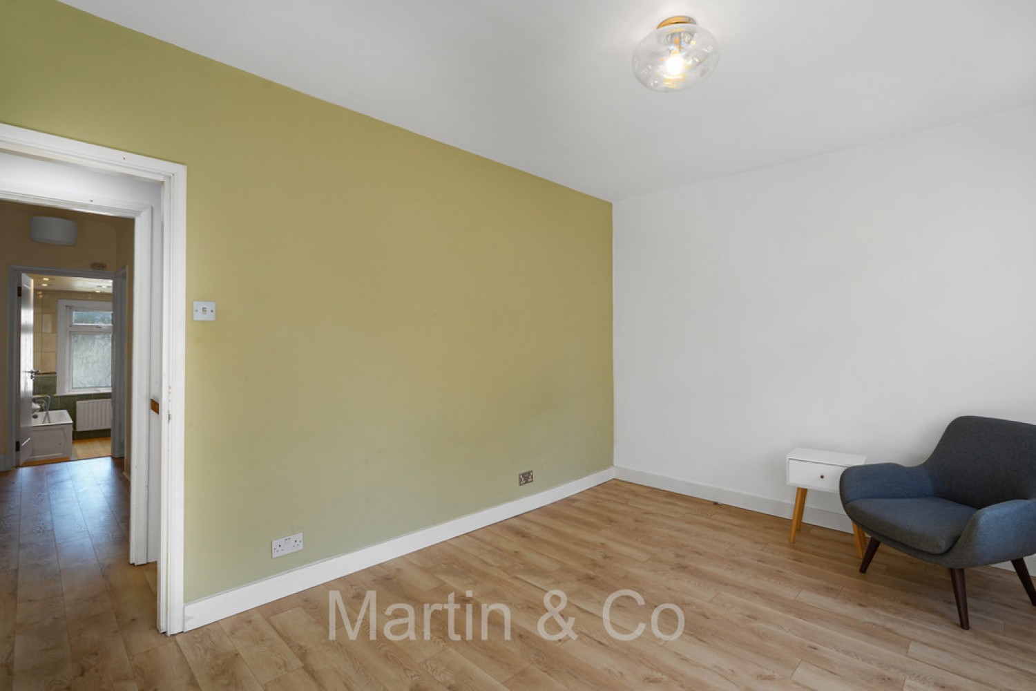 3 bedroom House for Sale Churchill Road, South Croydon, Surrey