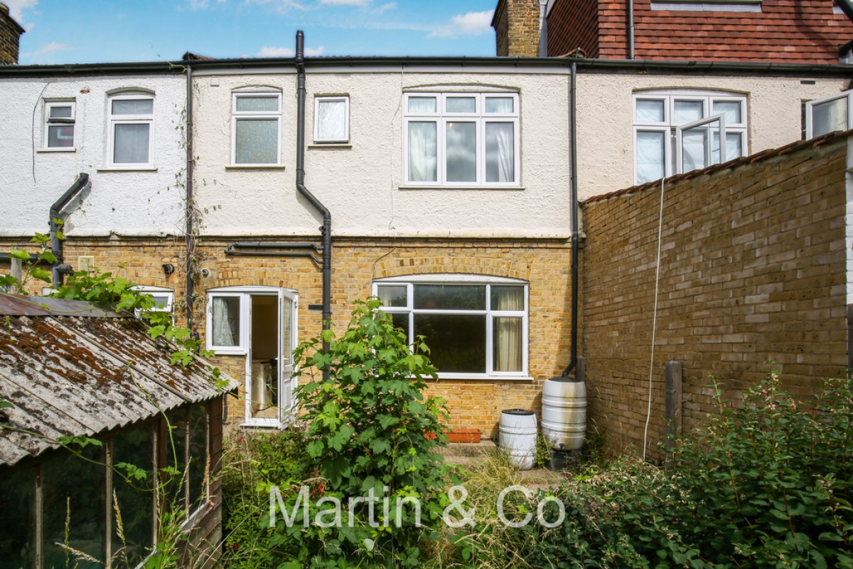 Edgehill Road, Mitcham, London
