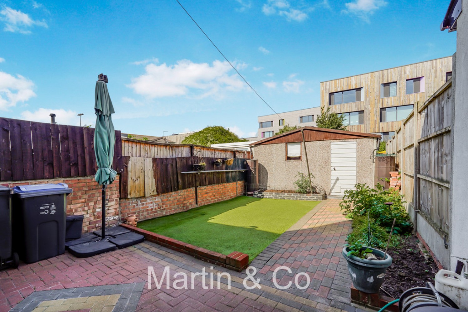 4 bedroom House for Sale Mitcham Road, Croydon, Surrey