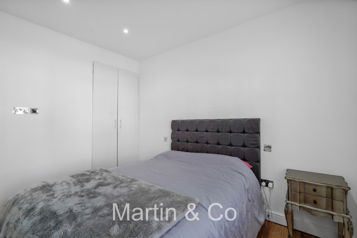 2 bedroom House for Sale Selsdon Road, South Croydon, Surrey