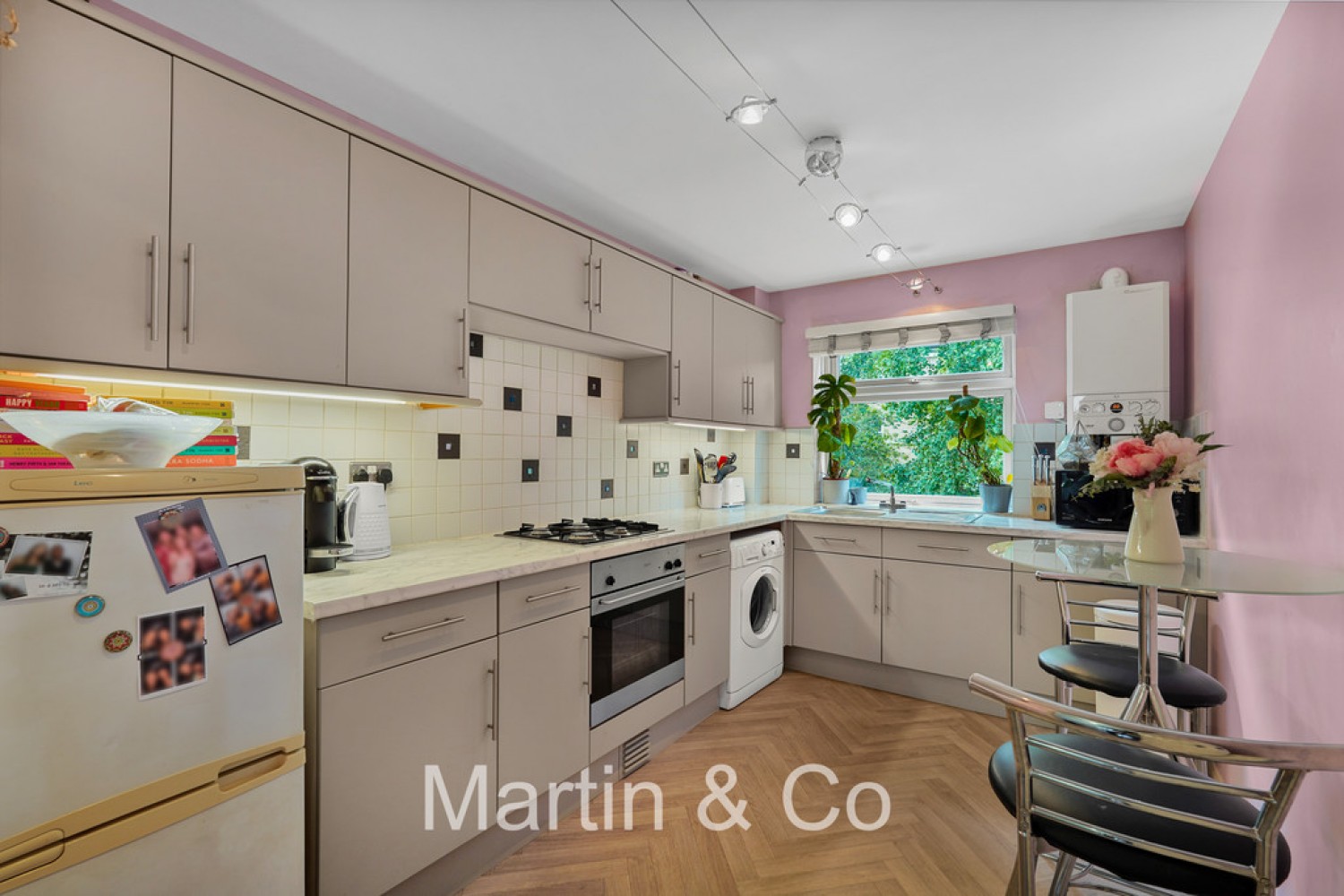 1 bedroom Flat for Sale Eden Road, East Croydon, Surrey