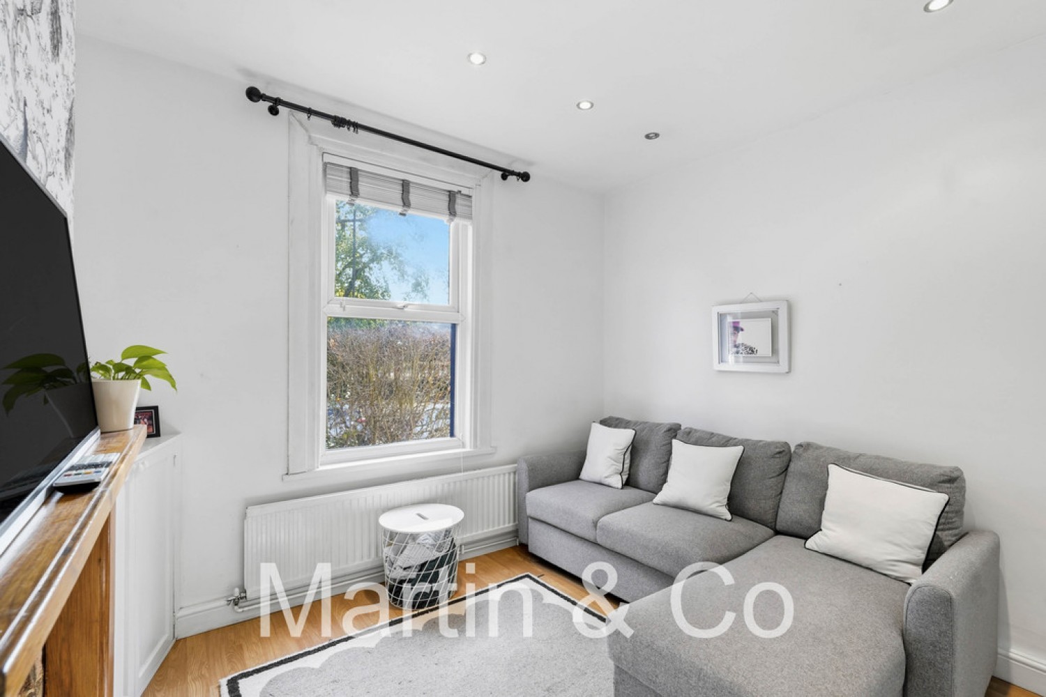 2 bedroom House for Sale Purley View Terrace, Sanderstead, Surrey