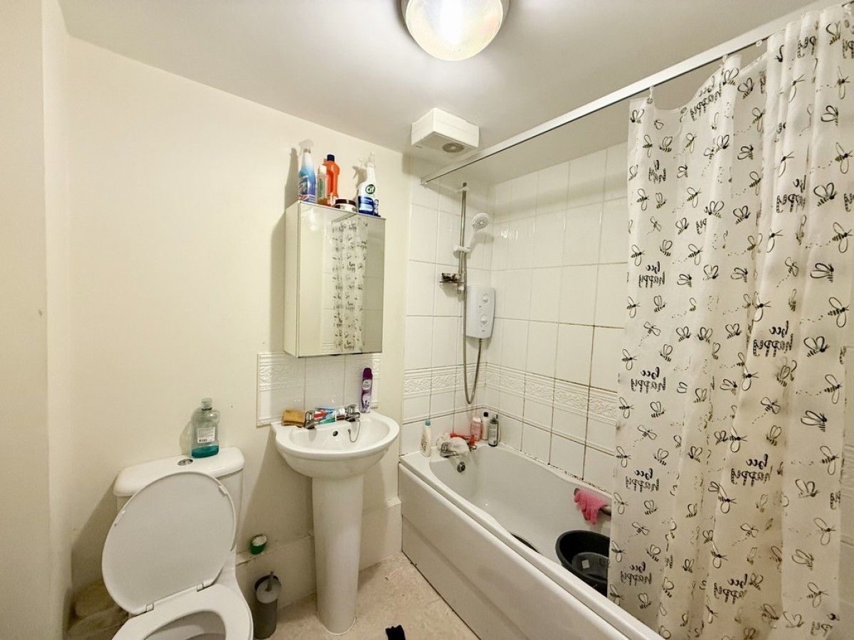 Raynald Road, Parklands