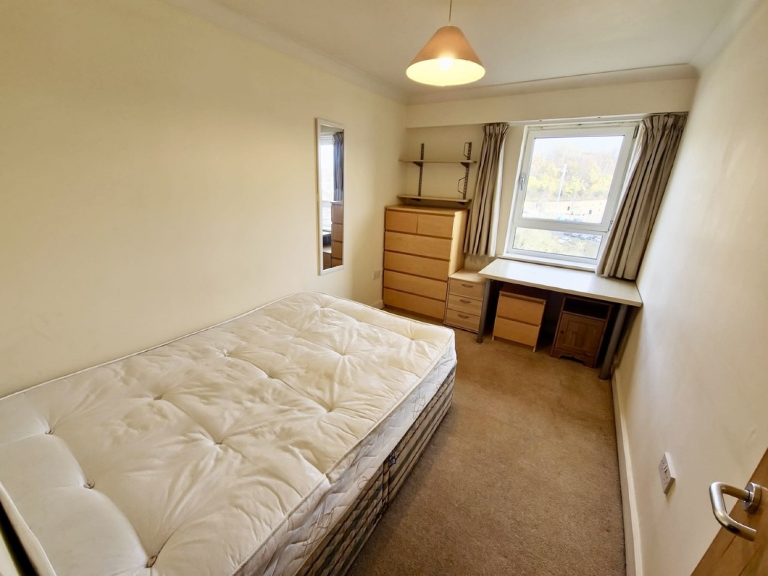 2 bedroom Flat in Pinsent, Millsands