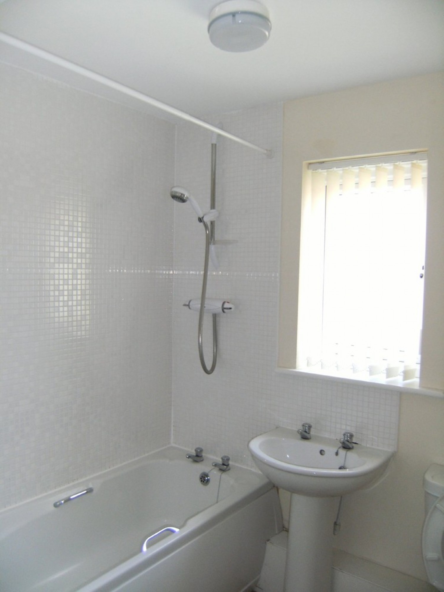 Waltheof Road, Parklands