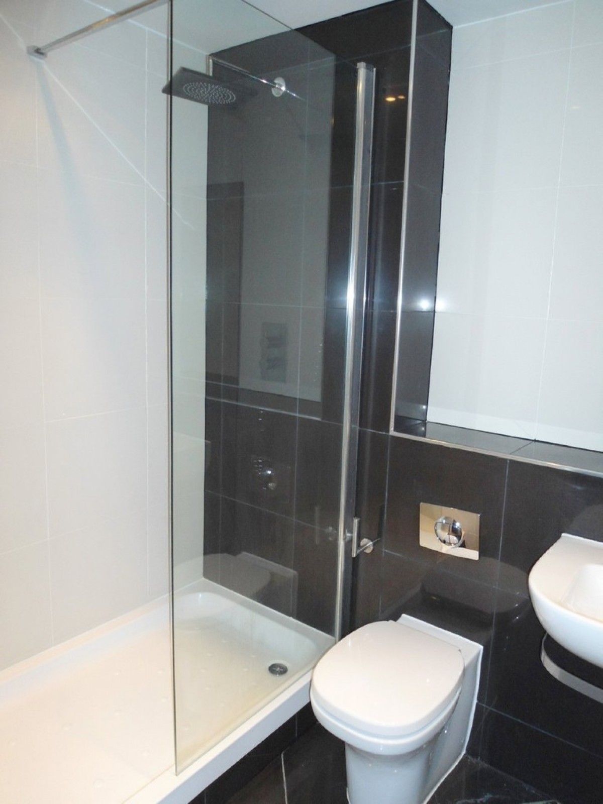 I Quarter, 4 Blonk Street