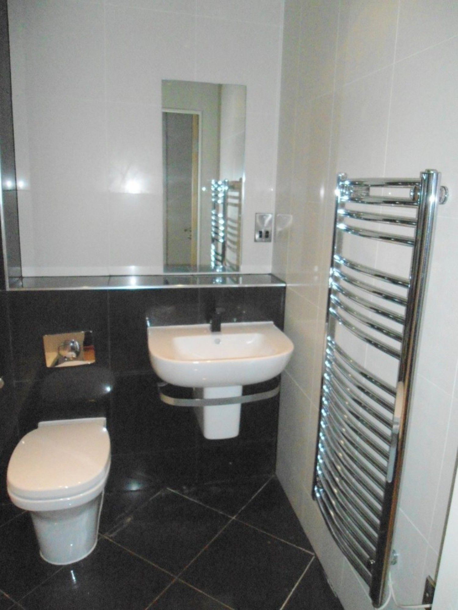 I Quarter, 4 Blonk Street