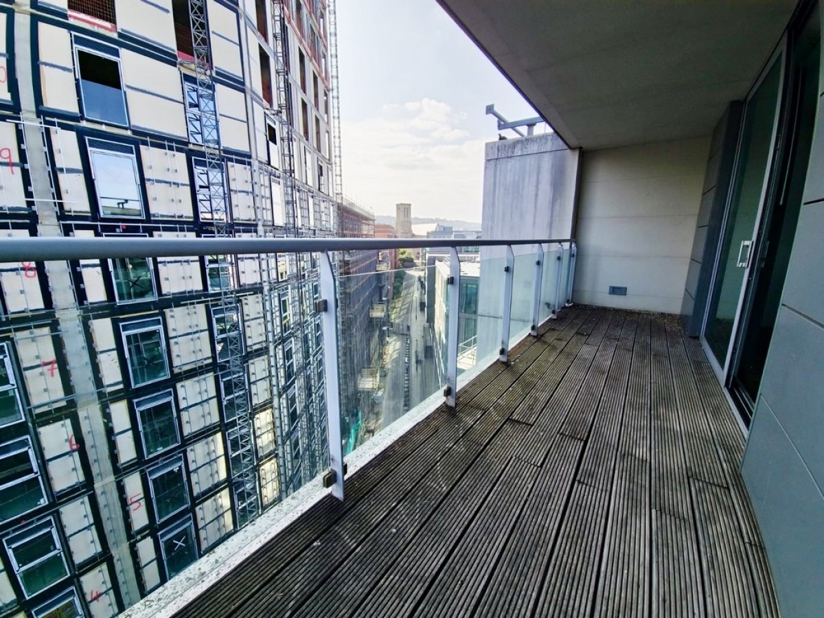 City Point, 1 Solly Street