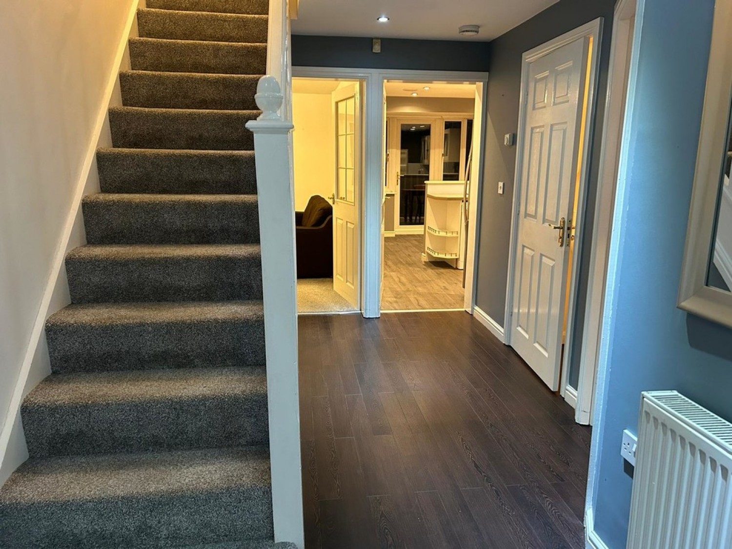 Northwood Drive, Wadsley Park Village