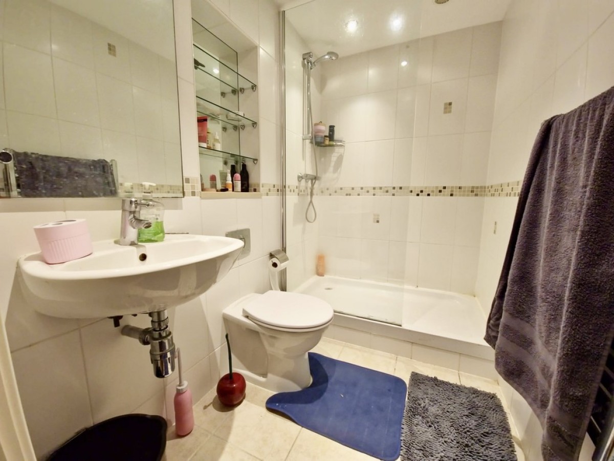 Q4 Apartments, 185 Upper Allen Street