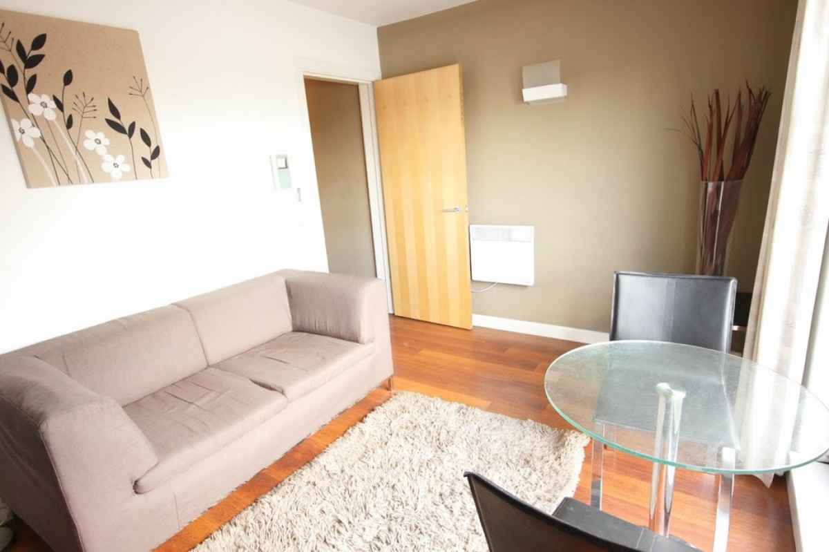 Q4 Apartments, 185 Upper Allen Street