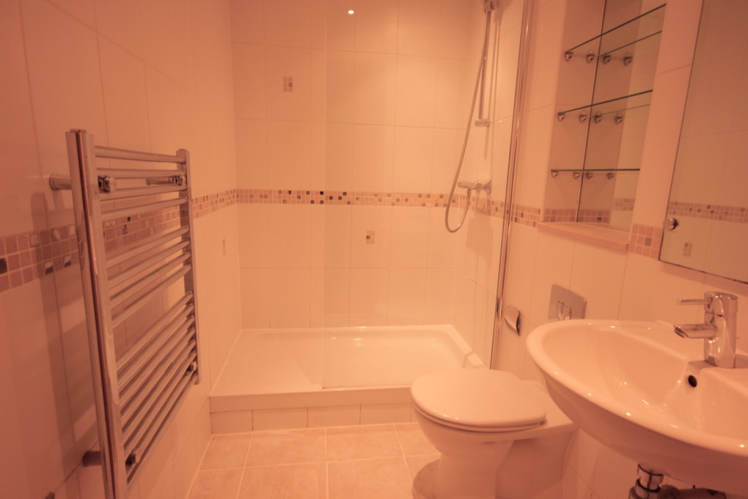 1 bedroom Flat for Letting Q4 Apartments, 185 Upper Allen Street