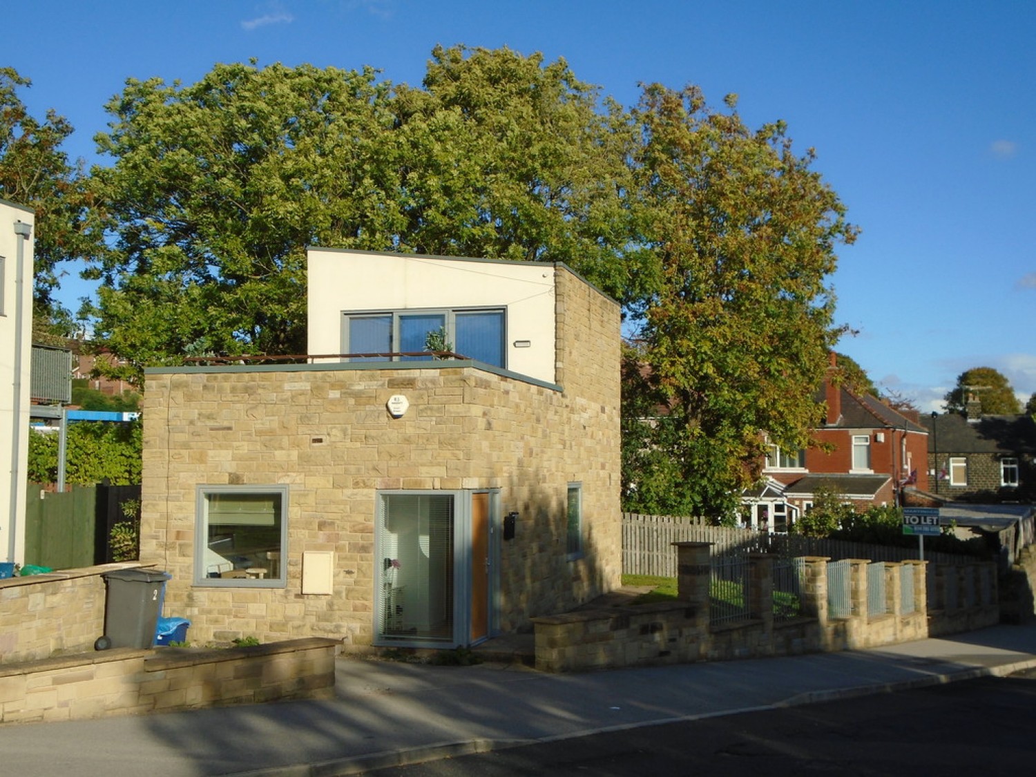 2 bedroom House for Letting Fox Hill Crescent, Sheffield