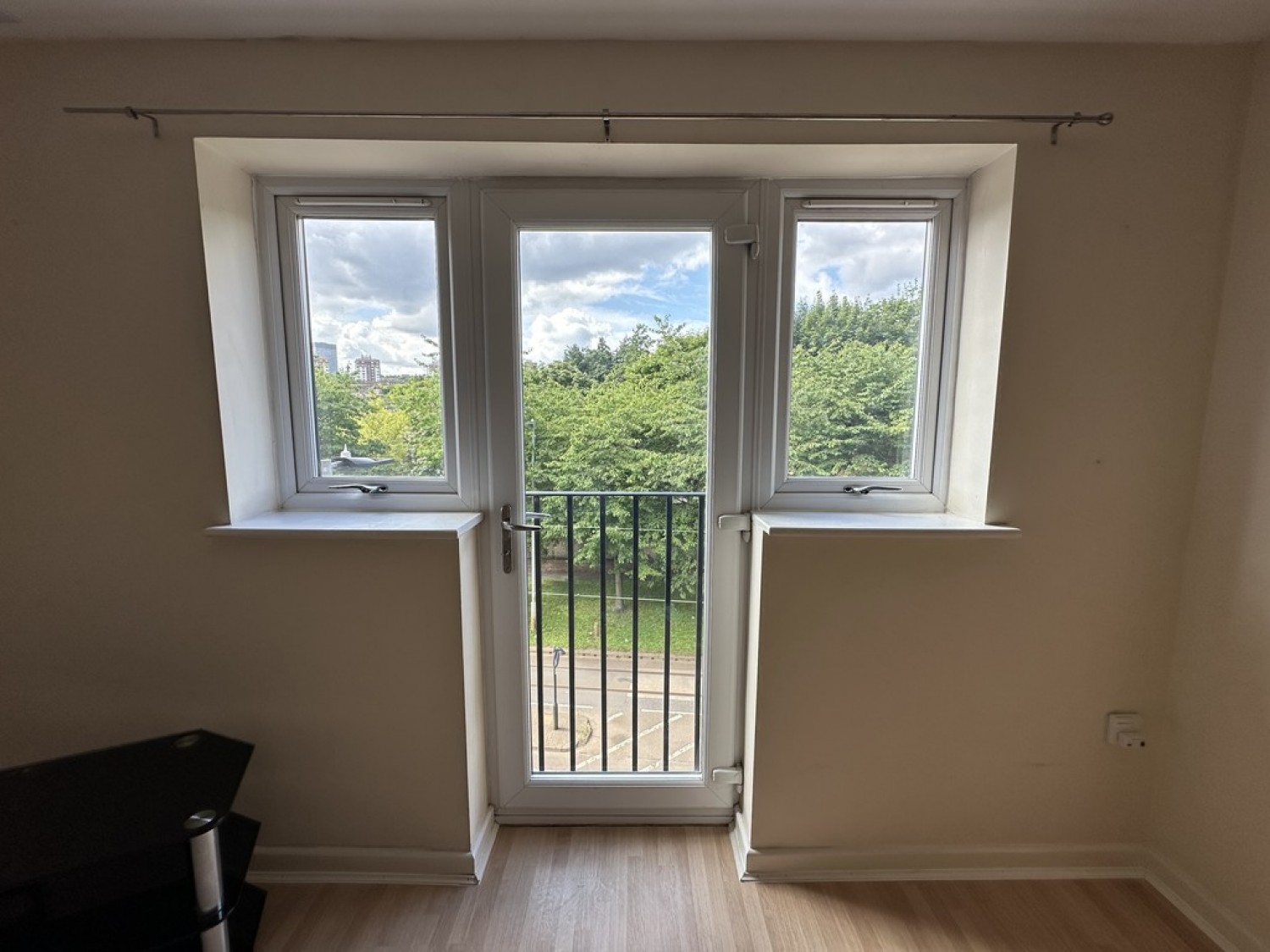 1 bedroom Flat for Letting Sovereign Point, Hillsborough