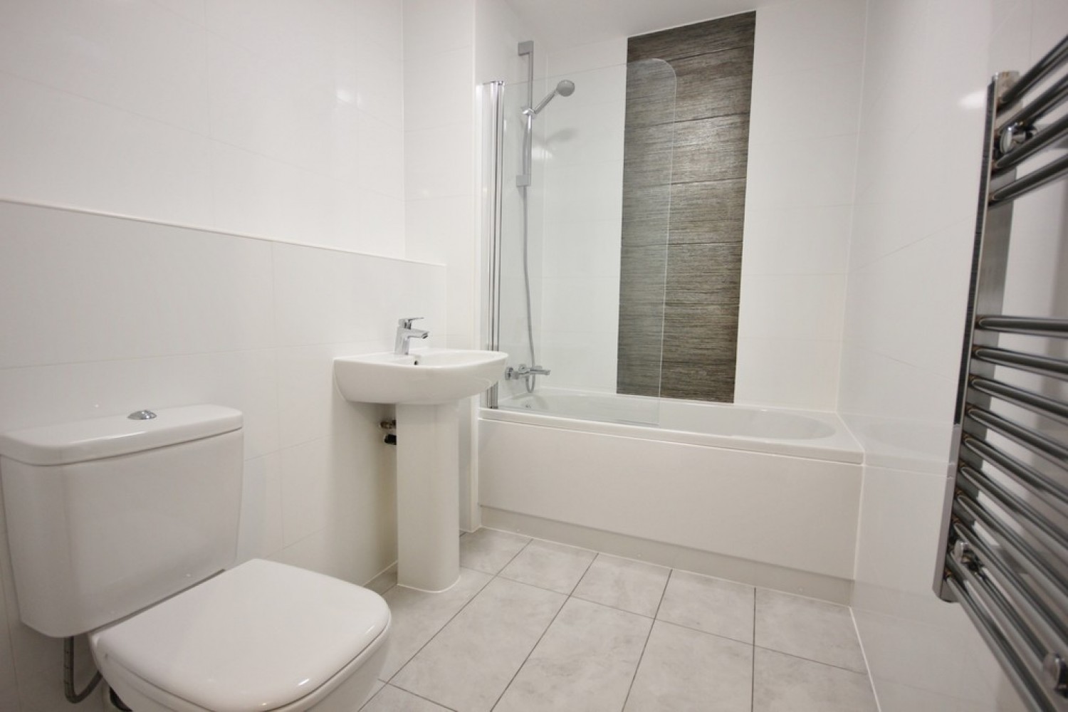 2 bedroom Flat for Letting Queens House, 105 Queen Street