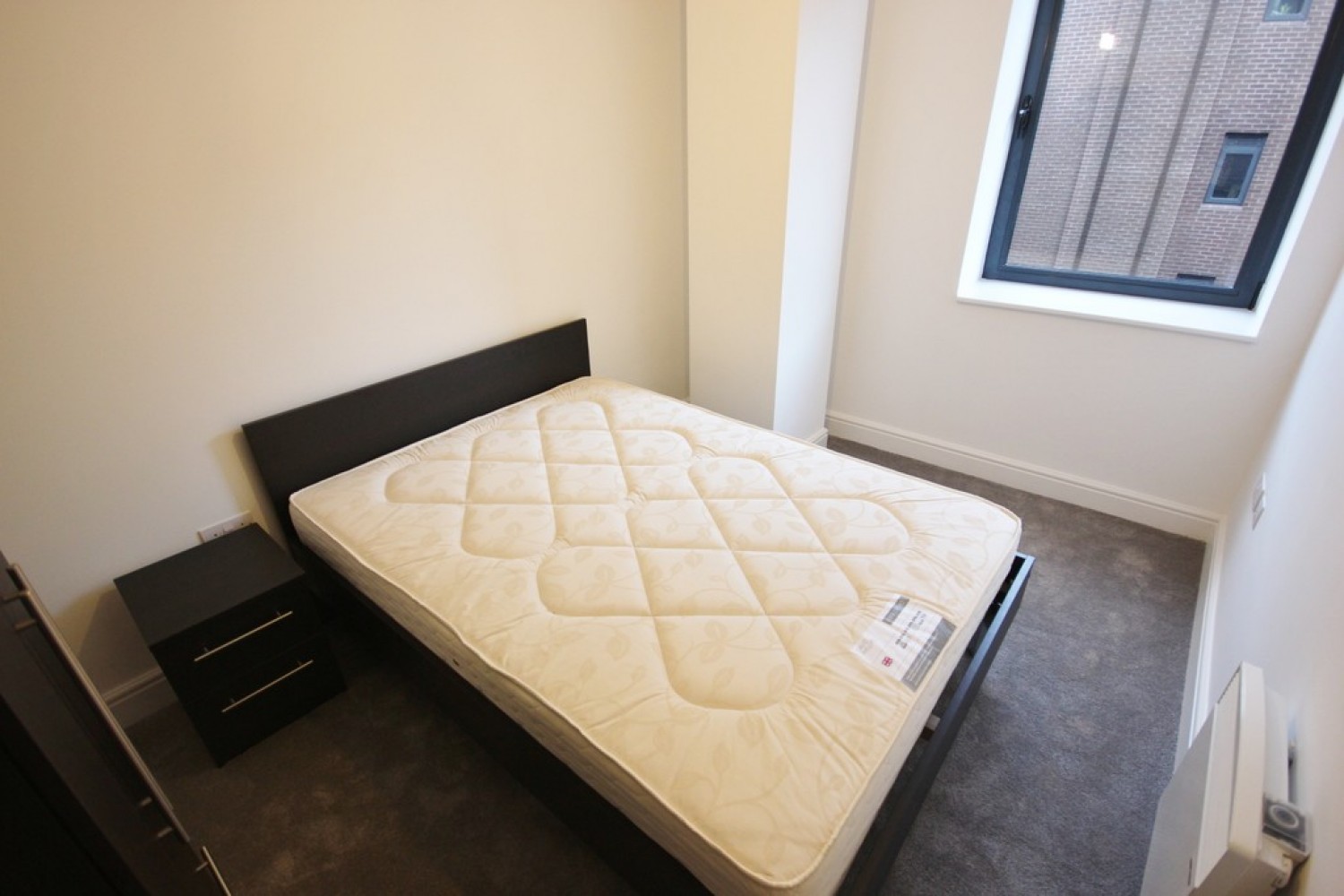 2 bedroom Flat for Letting Queens House, 105 Queen Street