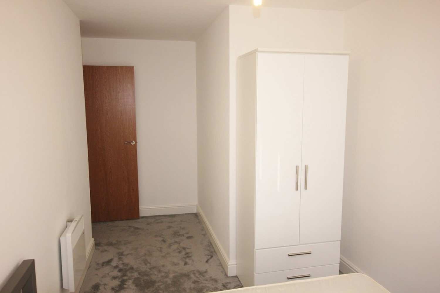 1 bedroom Flat for Letting Queens House, 105 Queen Street