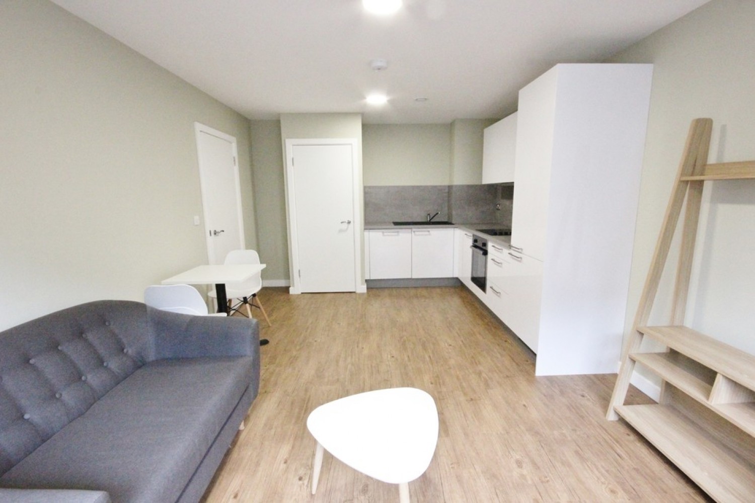 1 bedroom Flat for Letting Holman House, 125a Queen Street