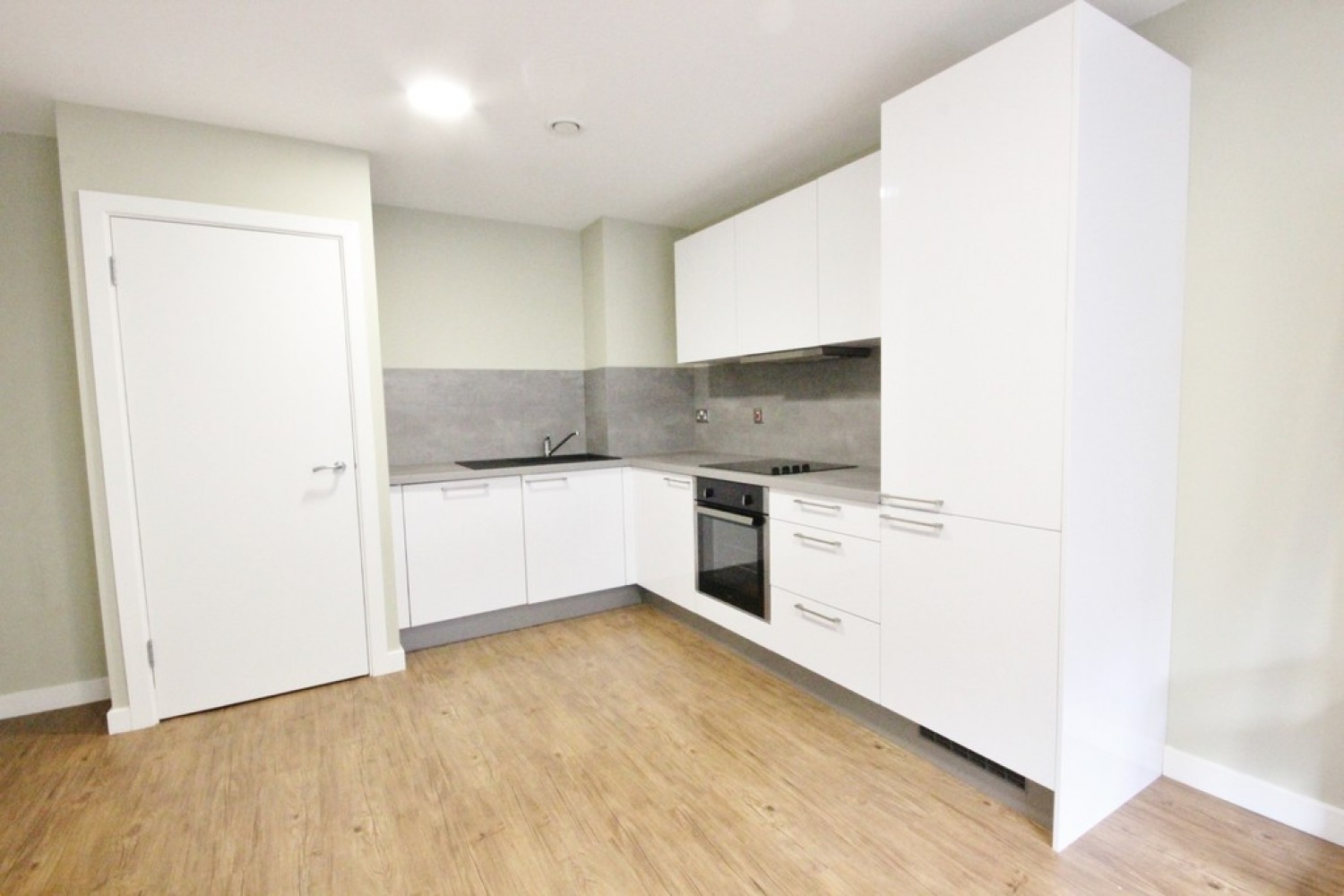 1 bedroom Flat for Letting Holman House, 125a Queen Street