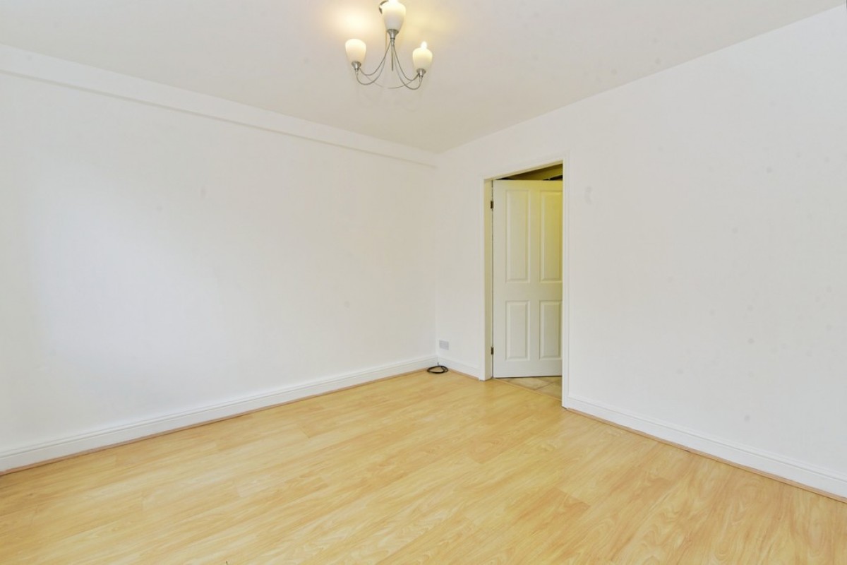 Lydgate Hall Crescent, Crosspool
