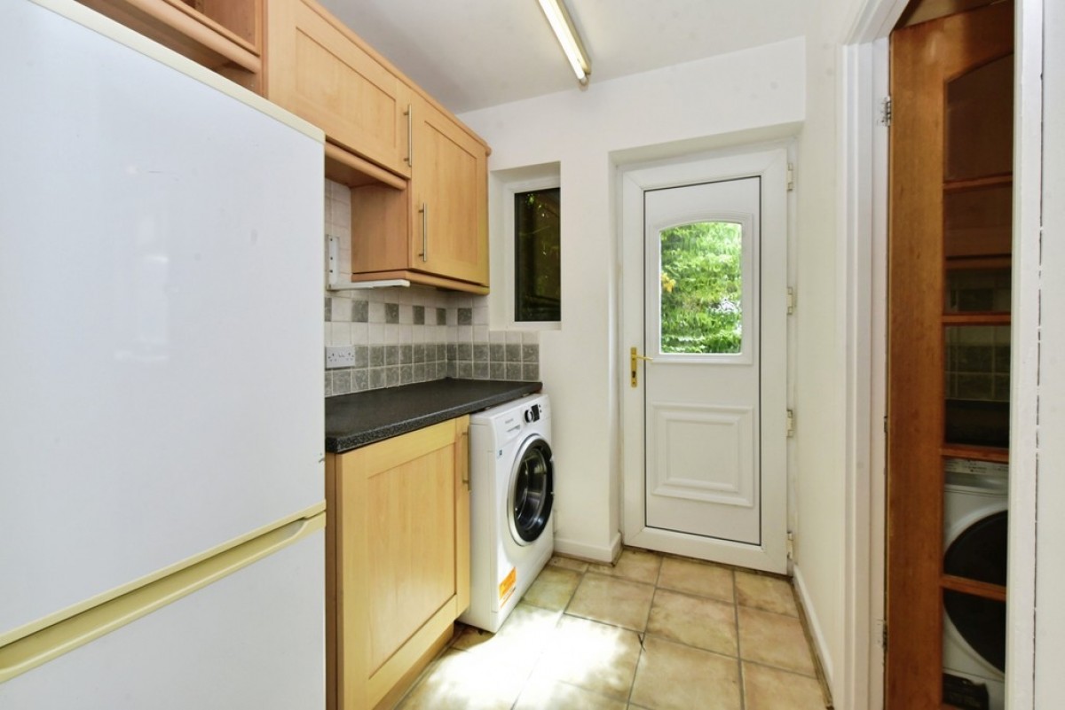 Lydgate Hall Crescent, Crosspool