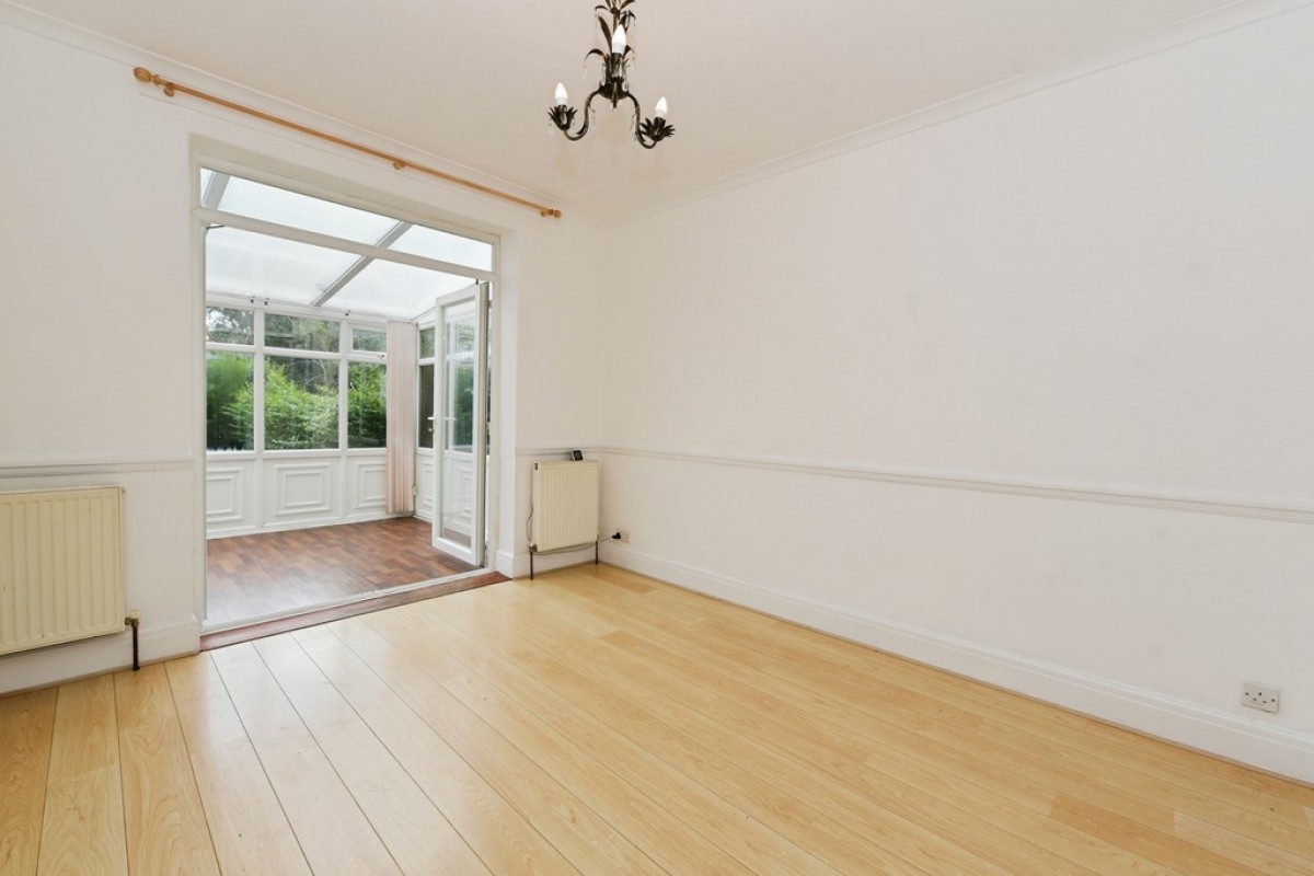 Lydgate Hall Crescent, Crosspool