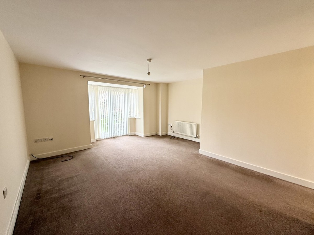 Bassledene Road, Parklands