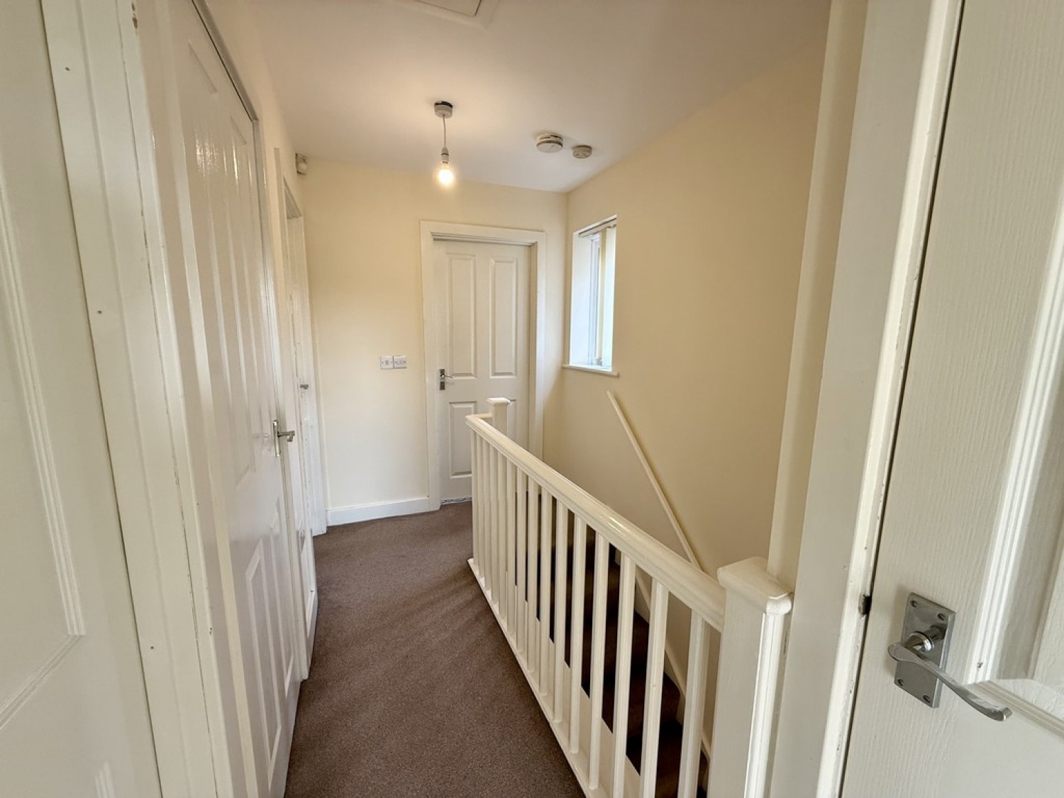 Bassledene Road, Parklands