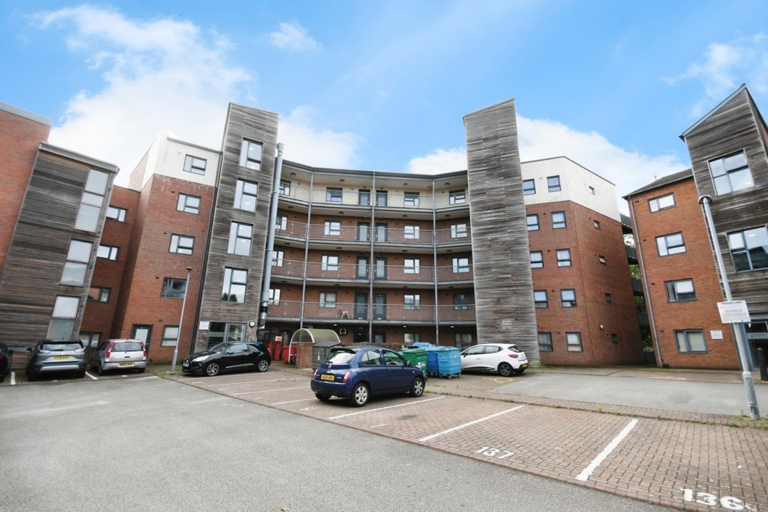 2 bedroom Flat for Auction Merment House Block D, 2 Adelaide Lane