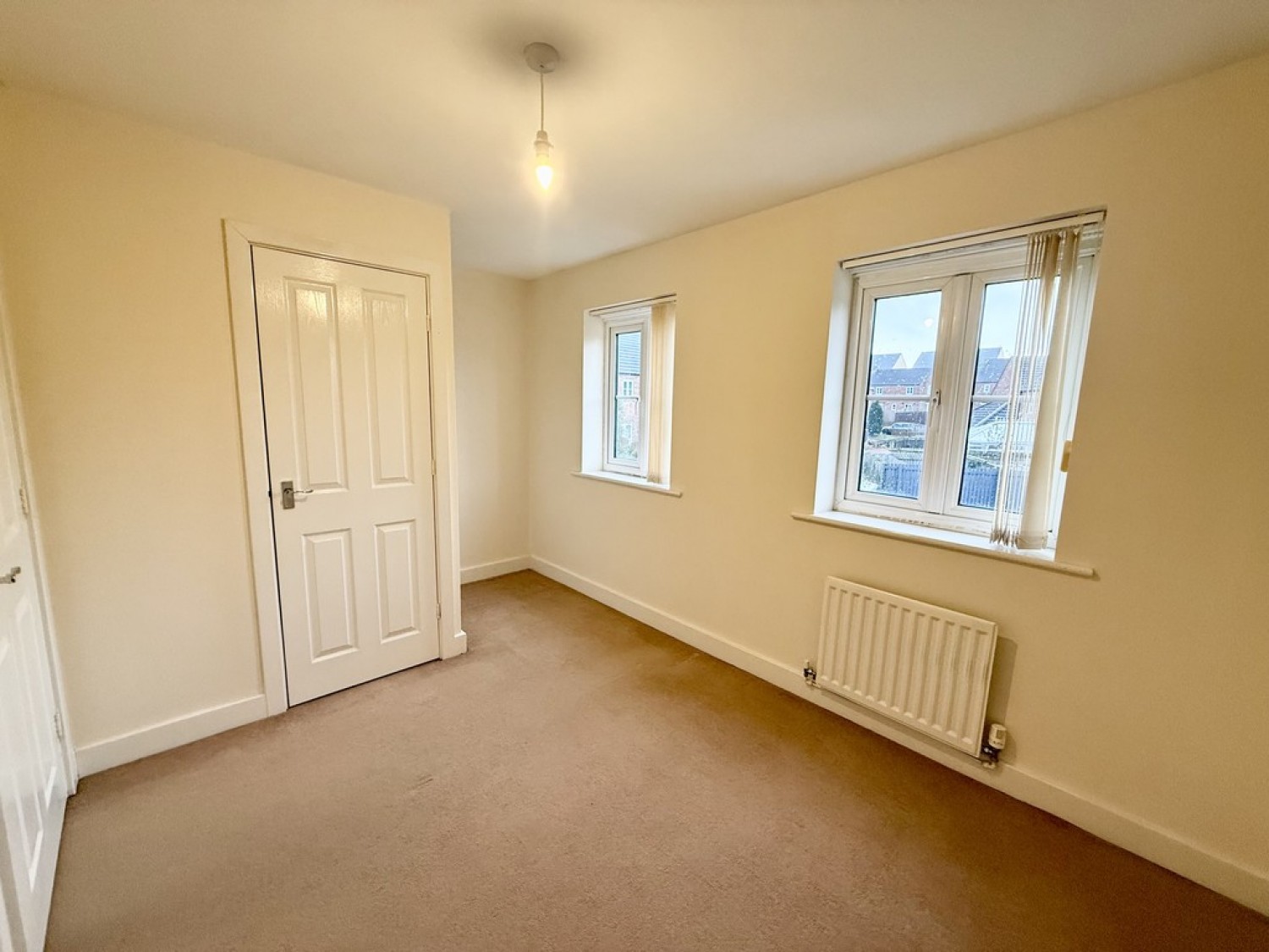 2 bedroom House in Queen Mary Road, Sheffield