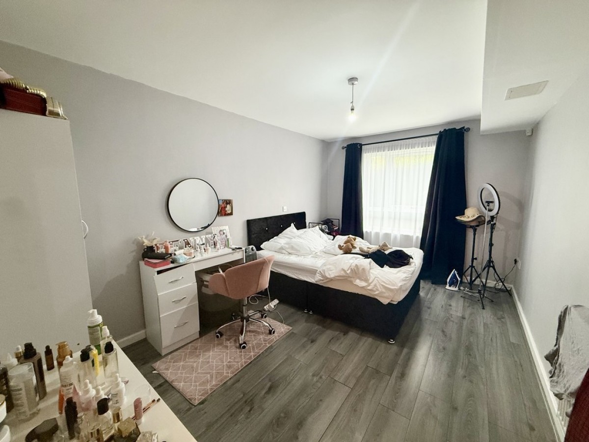 Huntsman Lodge, 975 Barnsley Road