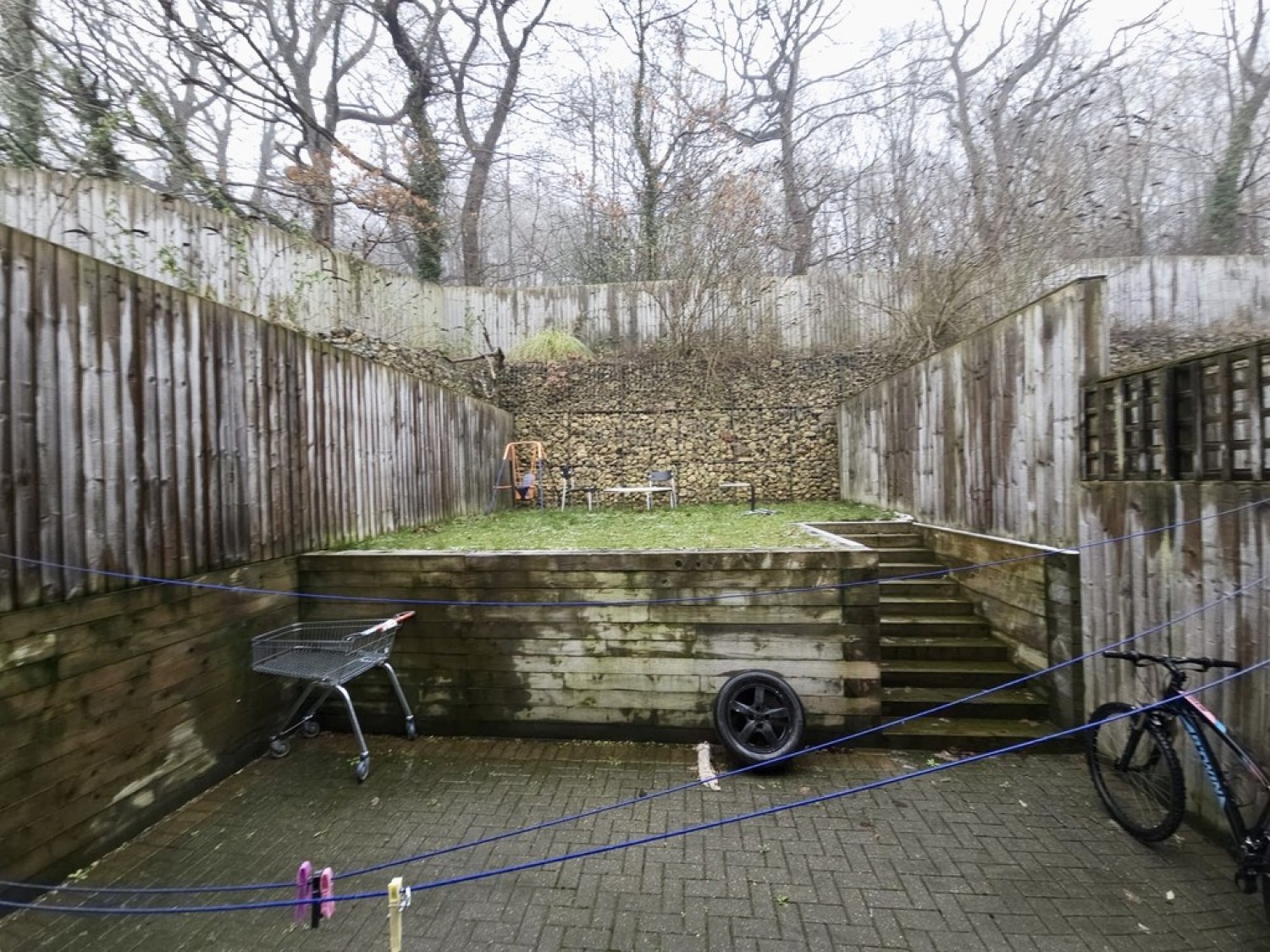 3 bedroom House in Berrystorth Close, Sheffield