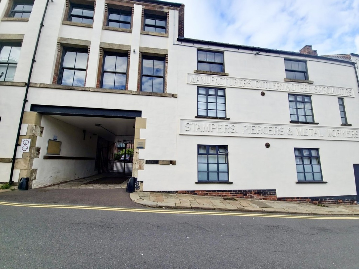 1 bedroom Flat for Auction 33 Cutlery Works, 33 Lambert Street