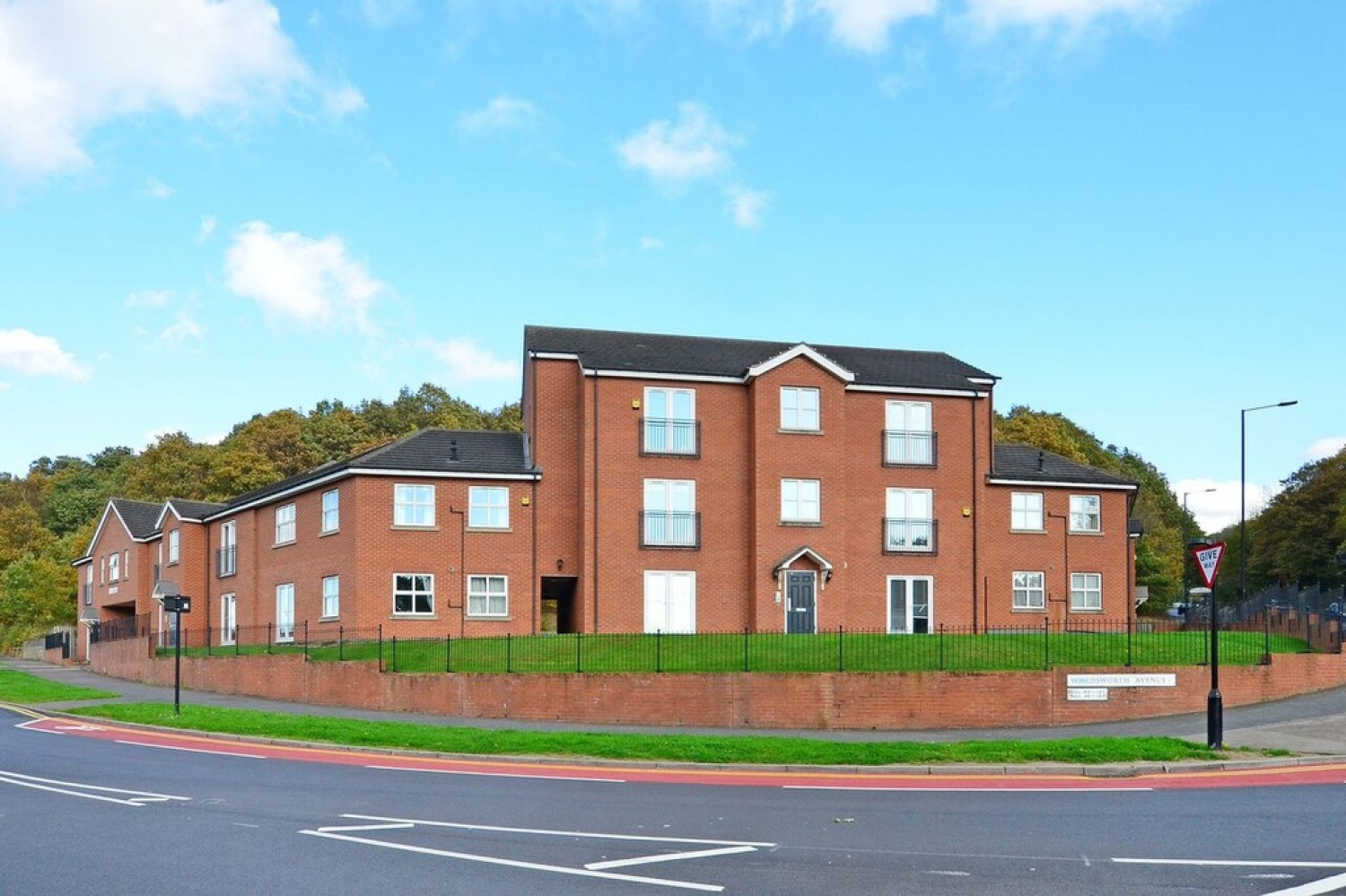 2 bedroom Flat for Letting Wordsworth Court, Sheffield