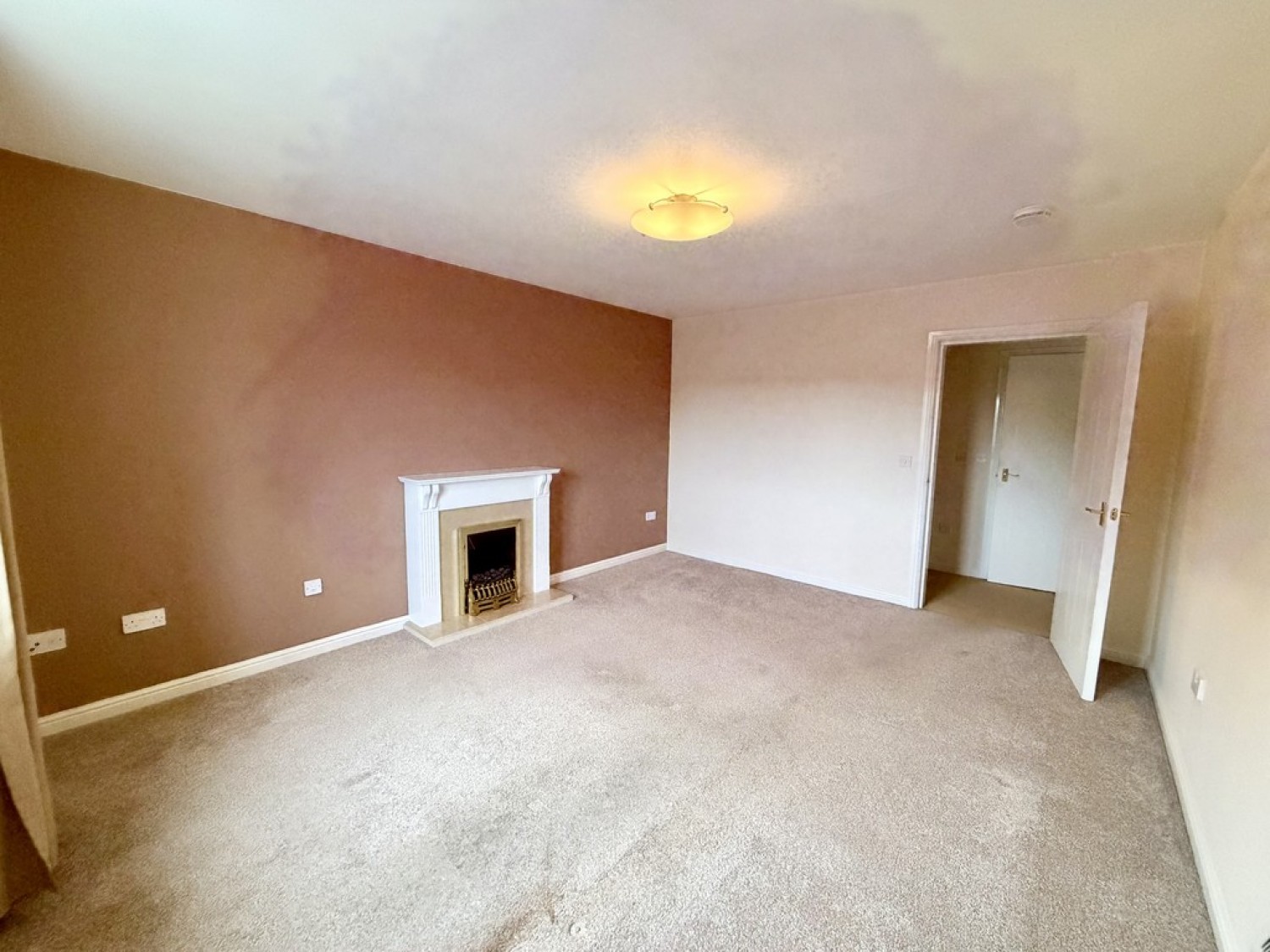 2 bedroom Flat for Sale Southwood Grove, Wadsley Park Village