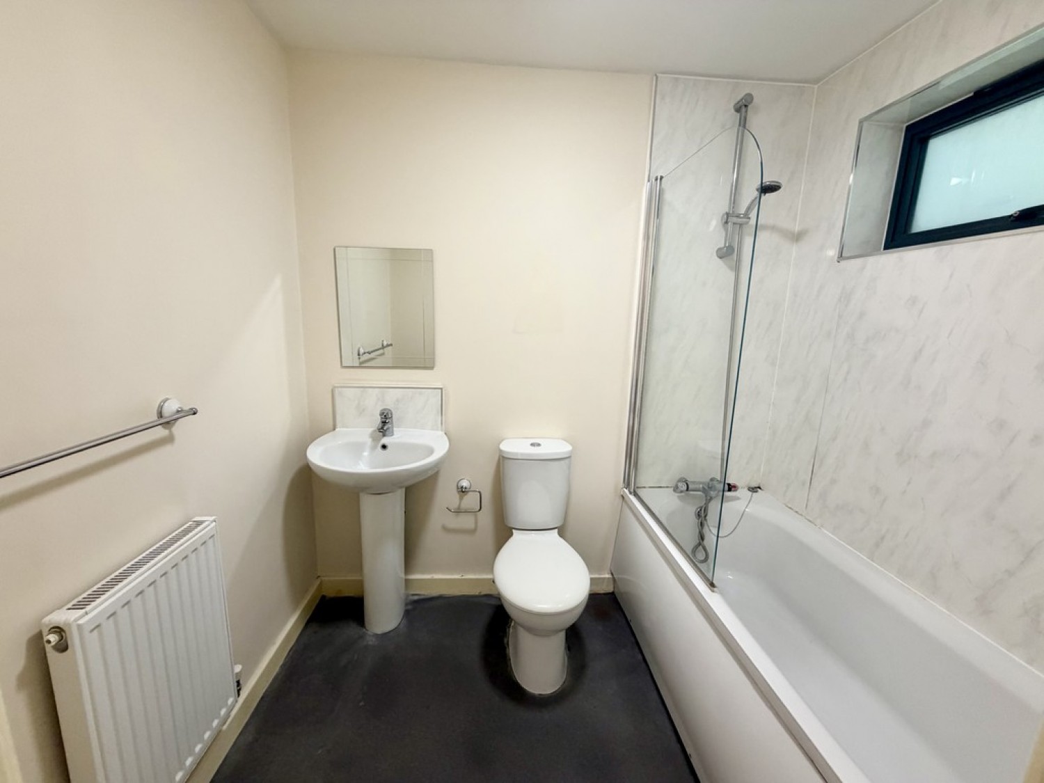 1 bedroom Flat for Letting City Towers, 1 Watery Street
