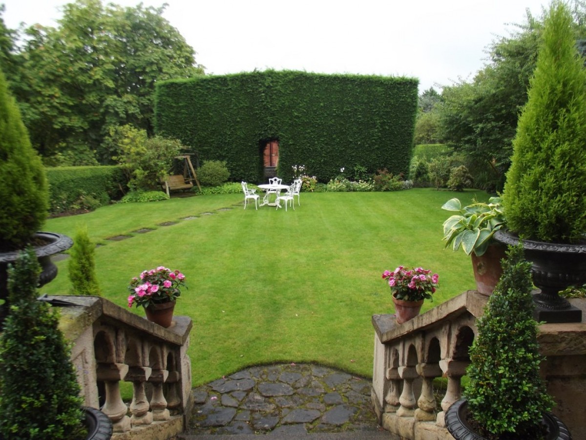 Newcastle Court, The Park