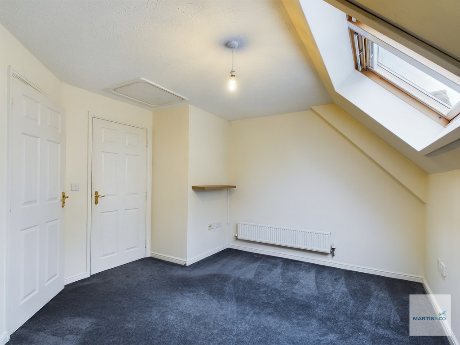 2 bedroom Flat for Letting Green Court, Moor Lane