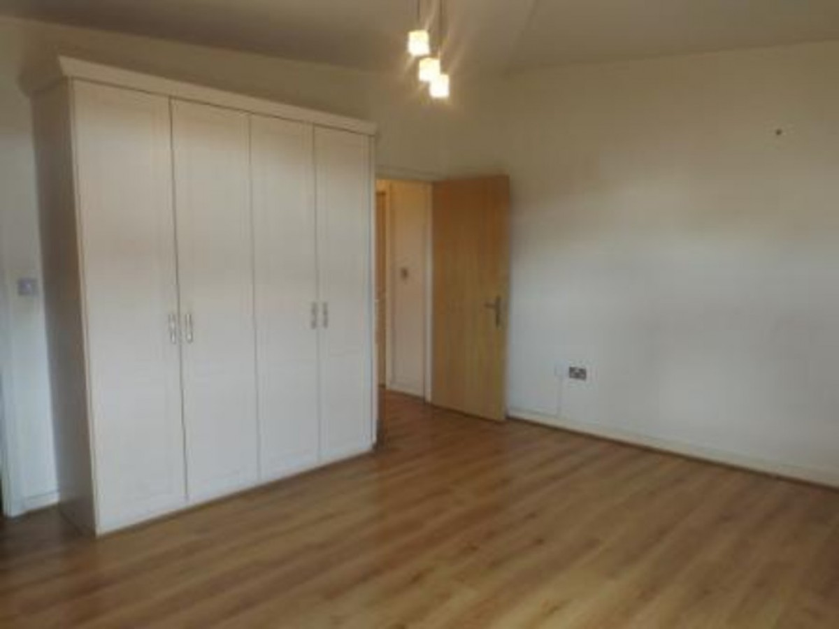 Lexington Place, Plumptre Street