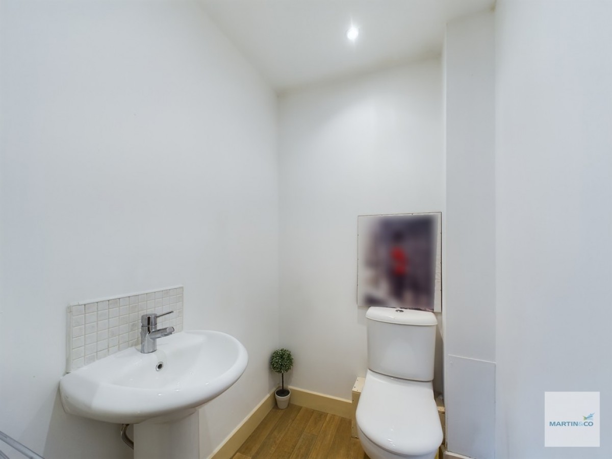 The Habitat, Woolpack Lane